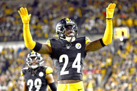 Steelers still hoping to sign Porter, but a deadline is looming